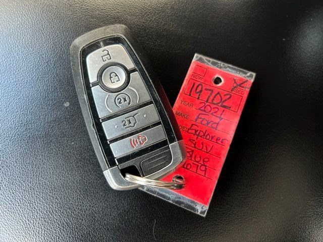 Used 2021 Ford Explorer XLT w/ Equipment Group 202A AWD/4WD image 64