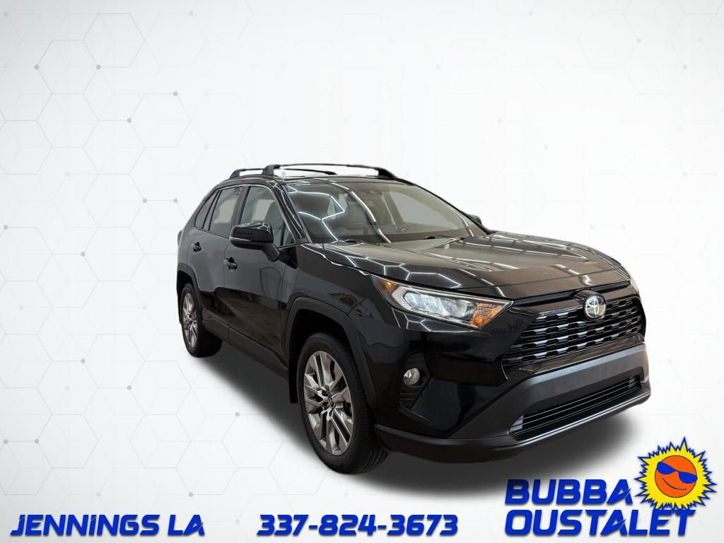 Used 2019 Toyota RAV4 XLE Premium image 32
