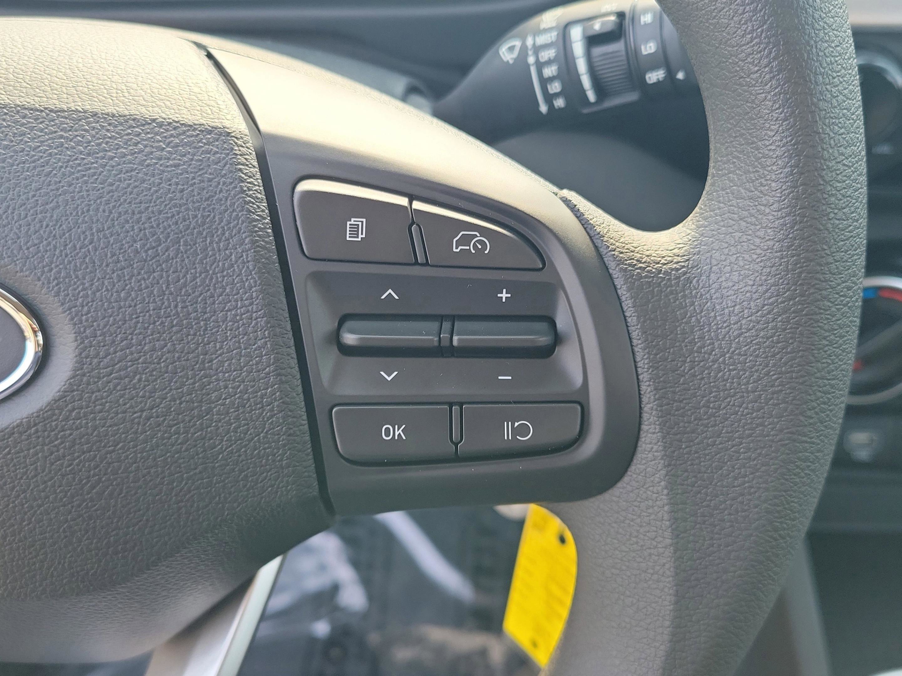 New 2026 Hyundai Venue SE image 6