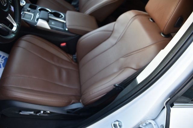 Used 2024 Acura MDX SH-AWD w/ Technology Package image 16