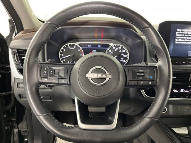 Used 2023 Nissan Rogue SL w/ SL Premium Package image 19