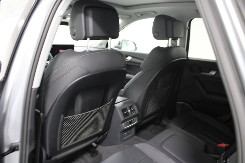 Used 2024 Audi Q5 2.0T Premium Plus AWD/4WD image 24
