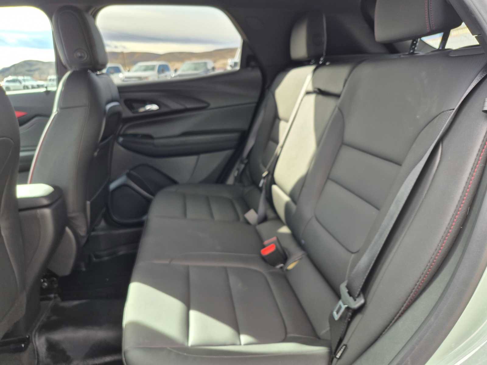 Used 2024 Chevrolet TrailBlazer RS w/ Driver Confidence Package image 30