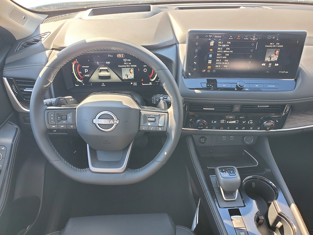 New 2026 Nissan Rogue Platinum image 10