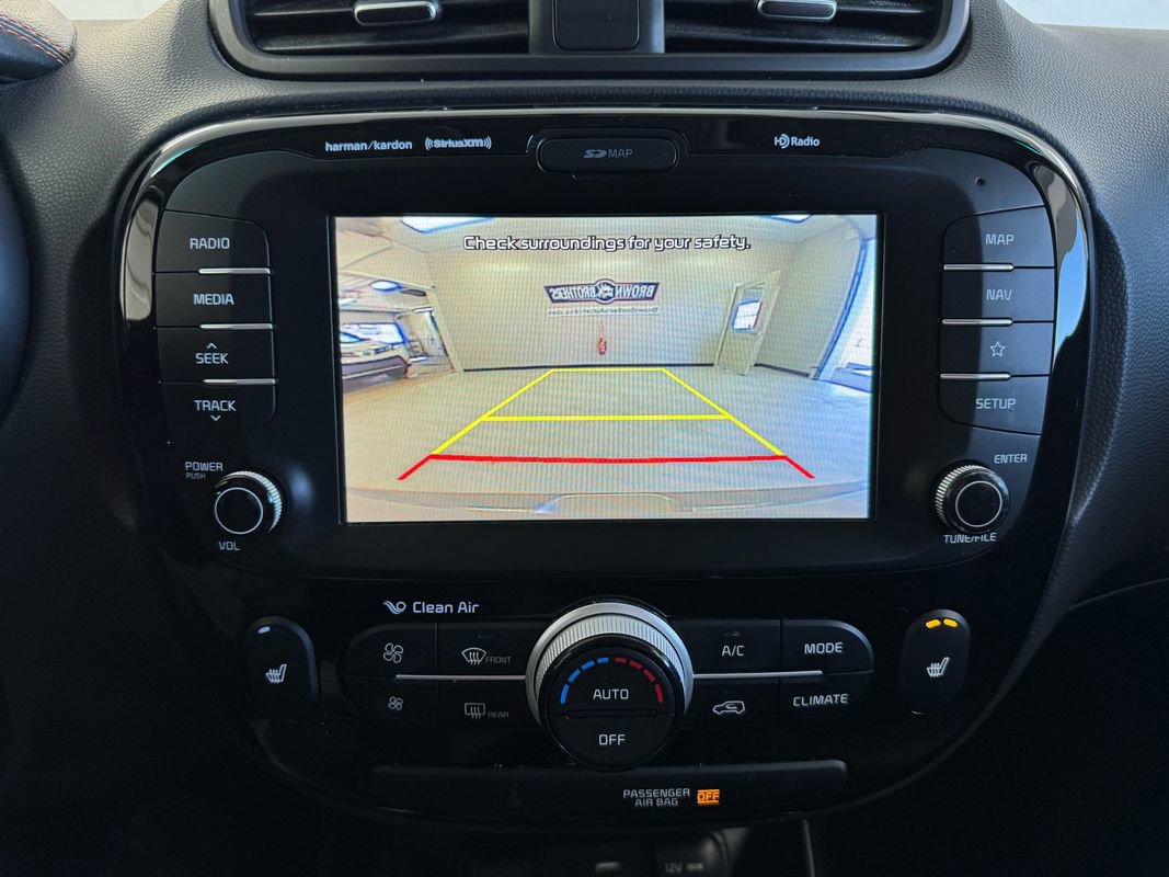 Used 2018 Kia Soul ! w/ Tech Package FWD image 39