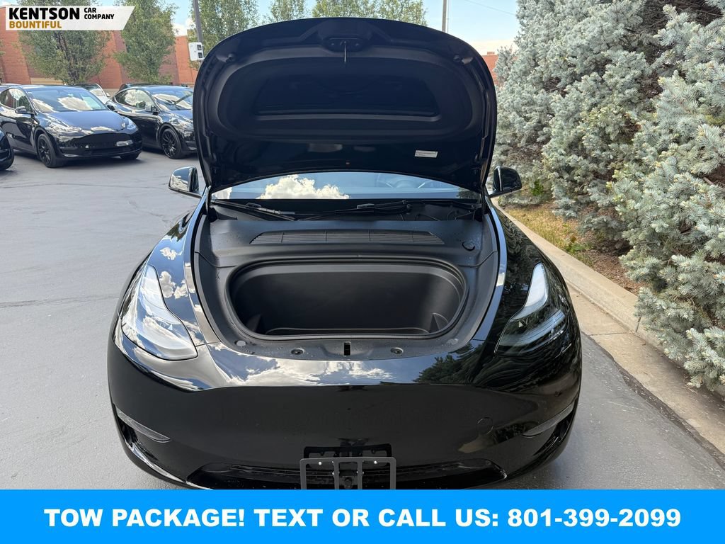 Used 2025 Tesla Model Y Long Range AWD/4WD image 34