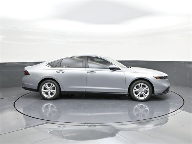 New 2025 Honda Accord LX image 8