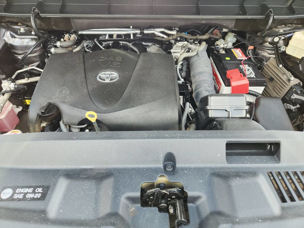 Certified 2020 Toyota Highlander Limited FWD image 33