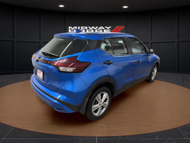 Used 2024 Nissan Kicks S FWD image 4