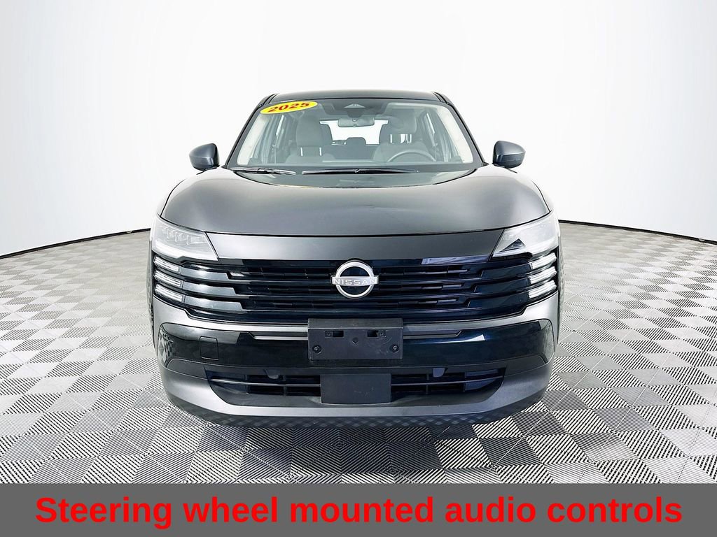 Certified 2025 Nissan Kicks S image 5