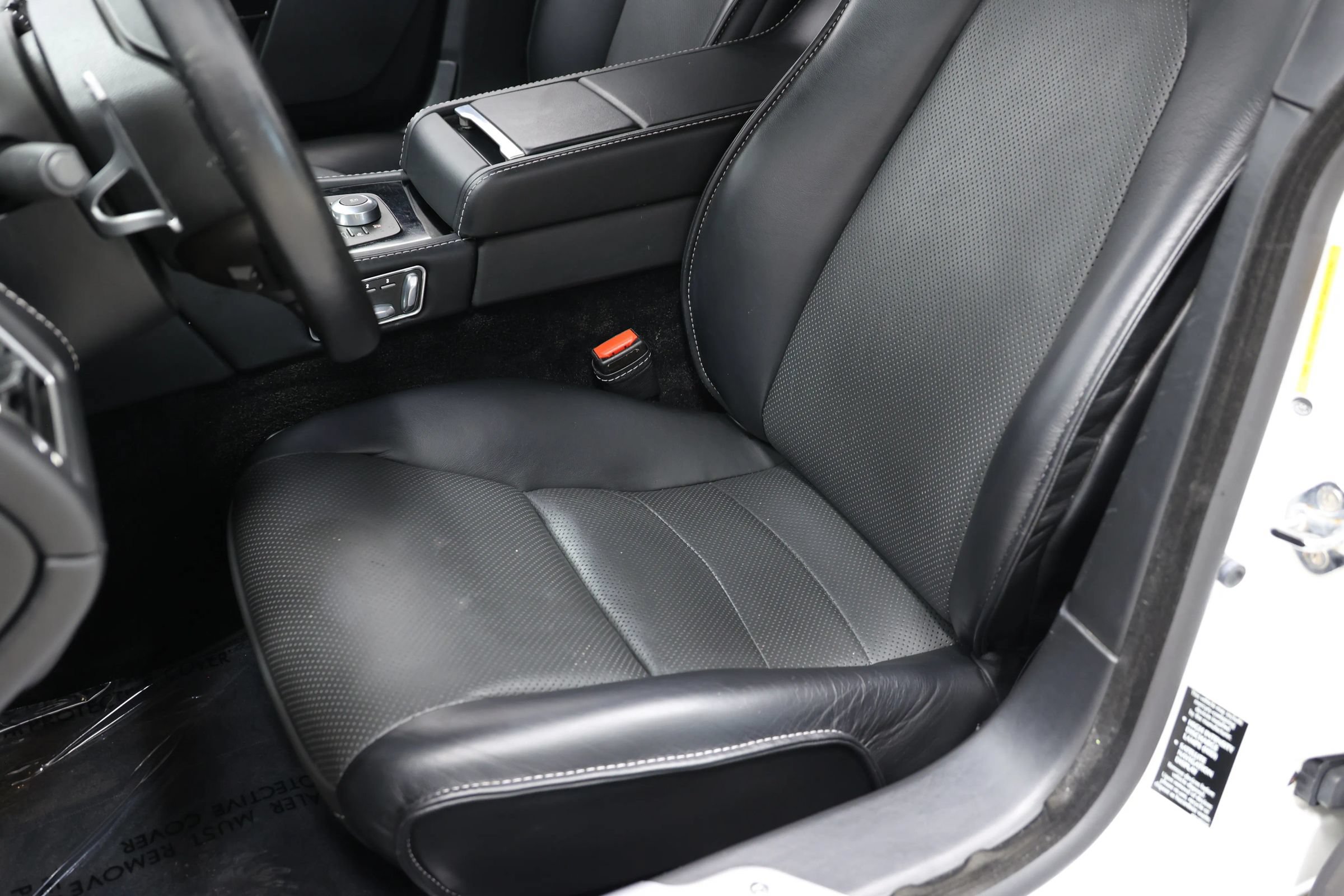 Used 2014 Aston Martin Rapide S RWD image 18