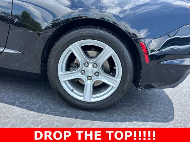 Used 2020 Chevrolet Camaro LT RWD image 10