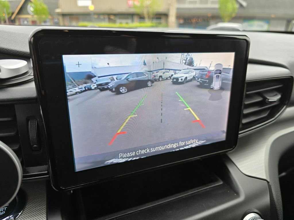 Used 2020 Ford Explorer XLT AWD/4WD image 38