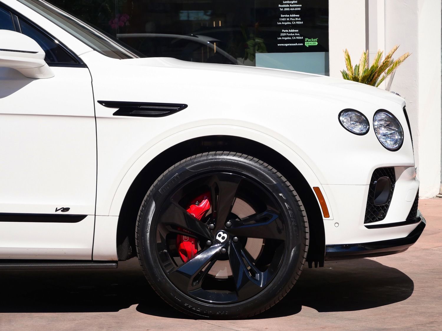 Used 2022 Bentley Bentayga image 6