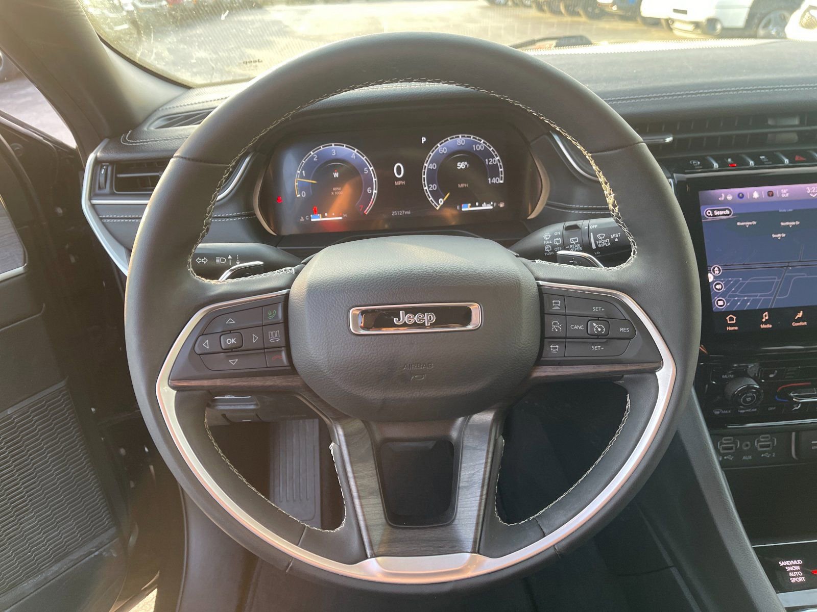 Used 2024 Jeep Grand Cherokee Limited w/ Trailer Tow Package image 26