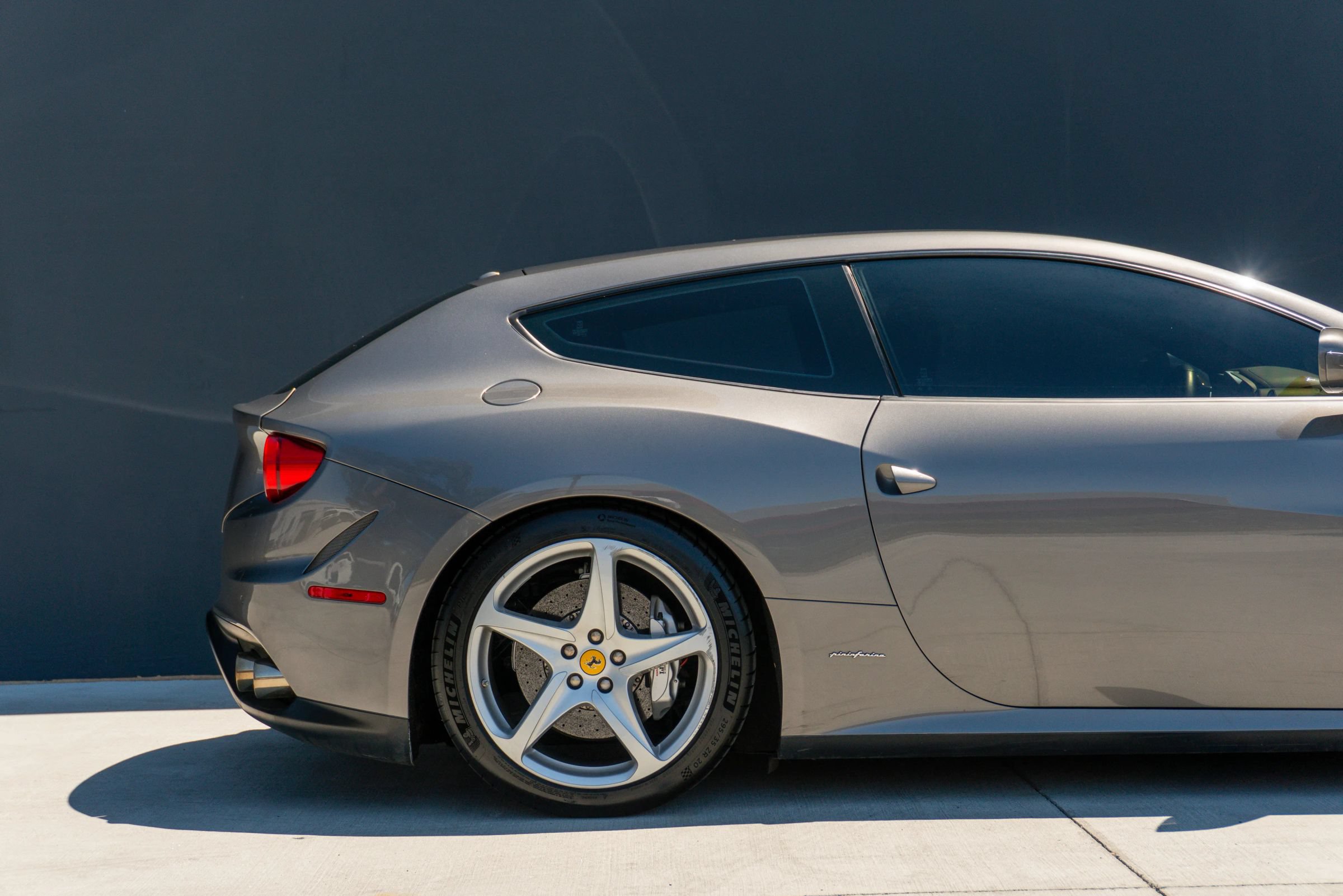 Used 2012 Ferrari FF AWD/4WD image 34