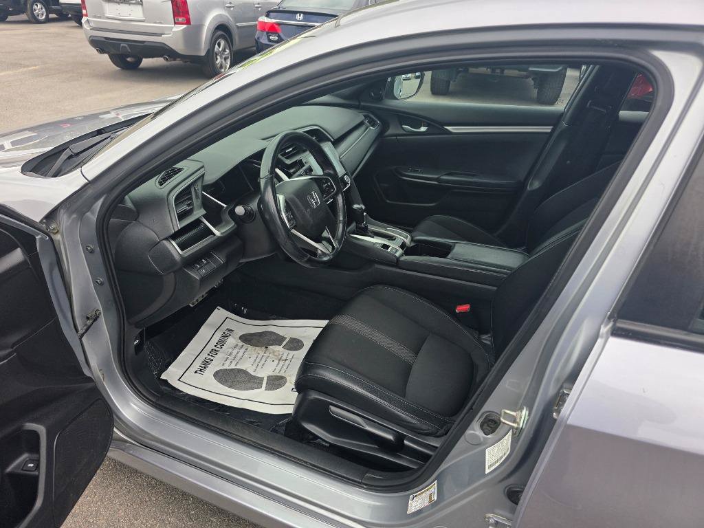 Used 2019 Honda Civic Sport image 5