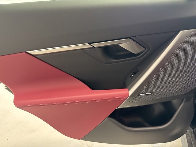 Used 2025 BMW i5 xDrive40 w/ Premium Package image 42