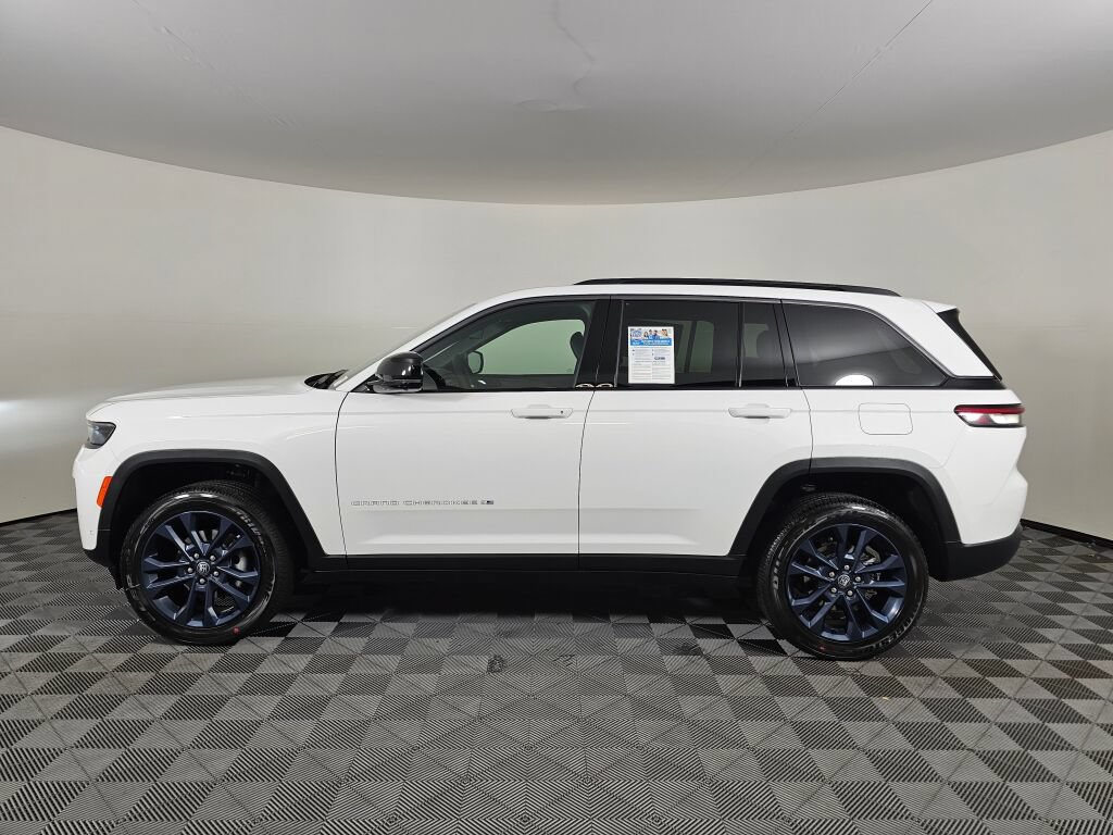 New 2026 Jeep Grand Cherokee Limited AWD/4WD image 7