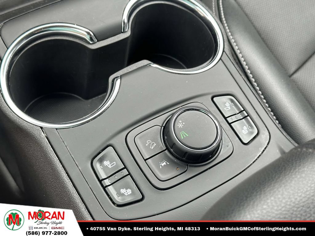 Certified 2024 GMC Terrain SLT FWD image 28
