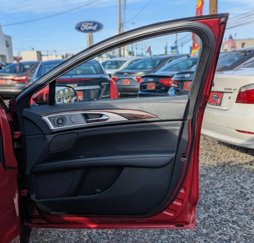 Used 2019 Lincoln MKZ Reserve w/ Reserve Plus Package image 14