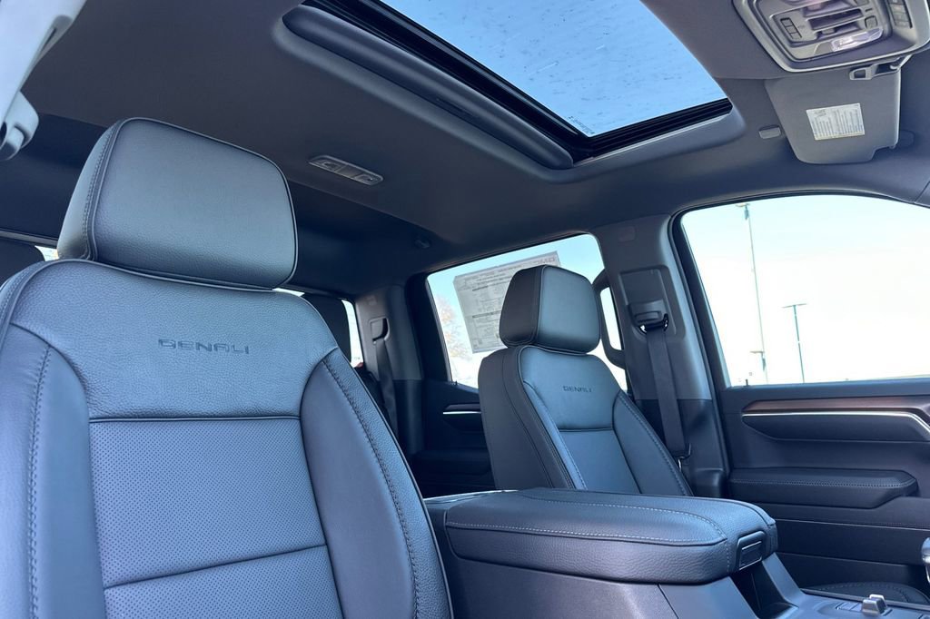 New 2026 GMC Sierra 1500 Denali w/ Technology Package image 14