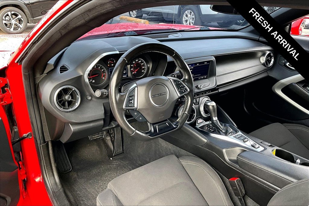 Used 2023 Chevrolet Camaro LT RWD image 11