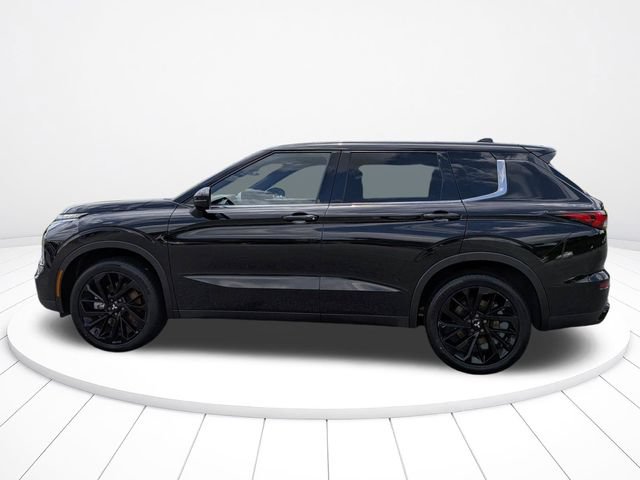 Used 2022 Mitsubishi Outlander SEL Black Edition FWD image 6