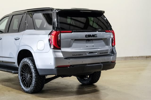 Used 2026 GMC Yukon Elevation w/ Elevation Premium Package AWD/4WD image 38