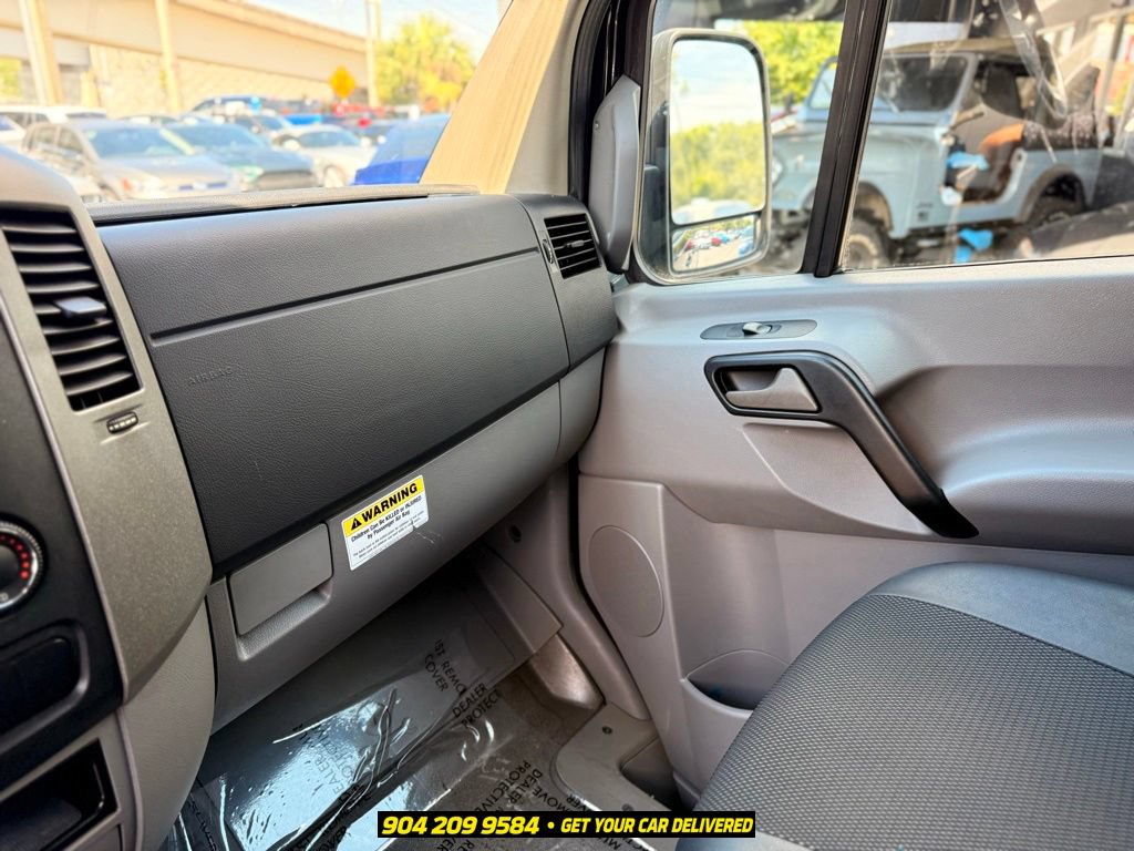 Used 2015 Mercedes-Benz Sprinter 3500 image 18