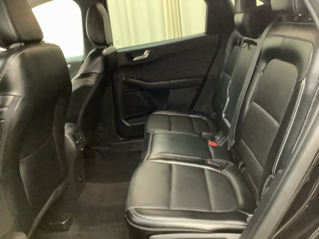 Used 2024 Ford Escape Platinum AWD/4WD image 23