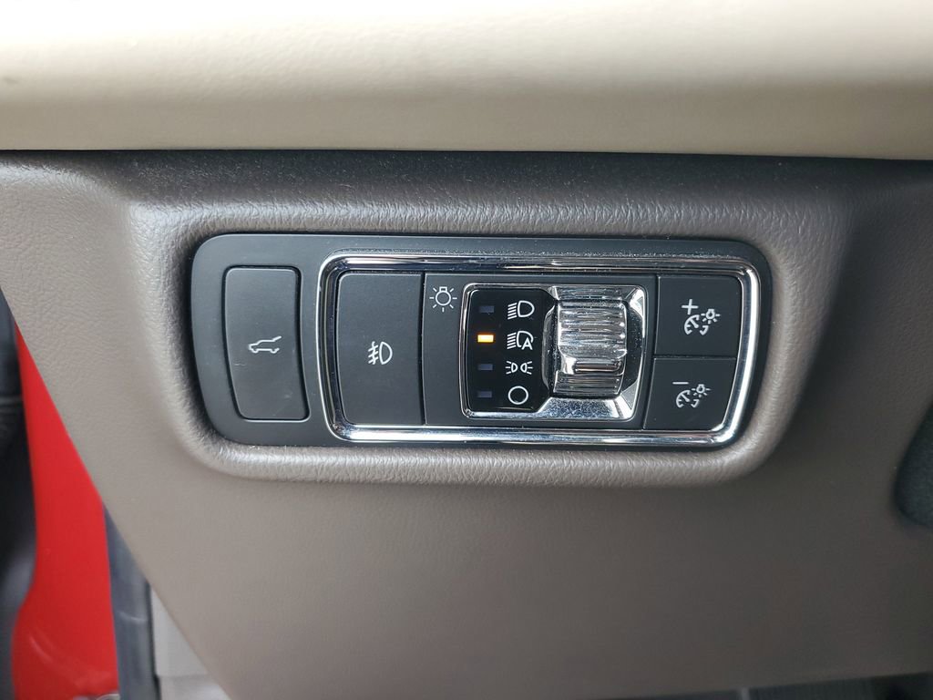 Used 2020 Lincoln Aviator Reserve image 25