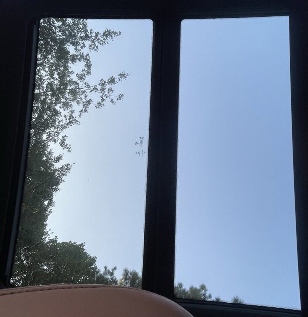 Used 2022 BMW X6 xDrive40i w/ Premium Package image 23