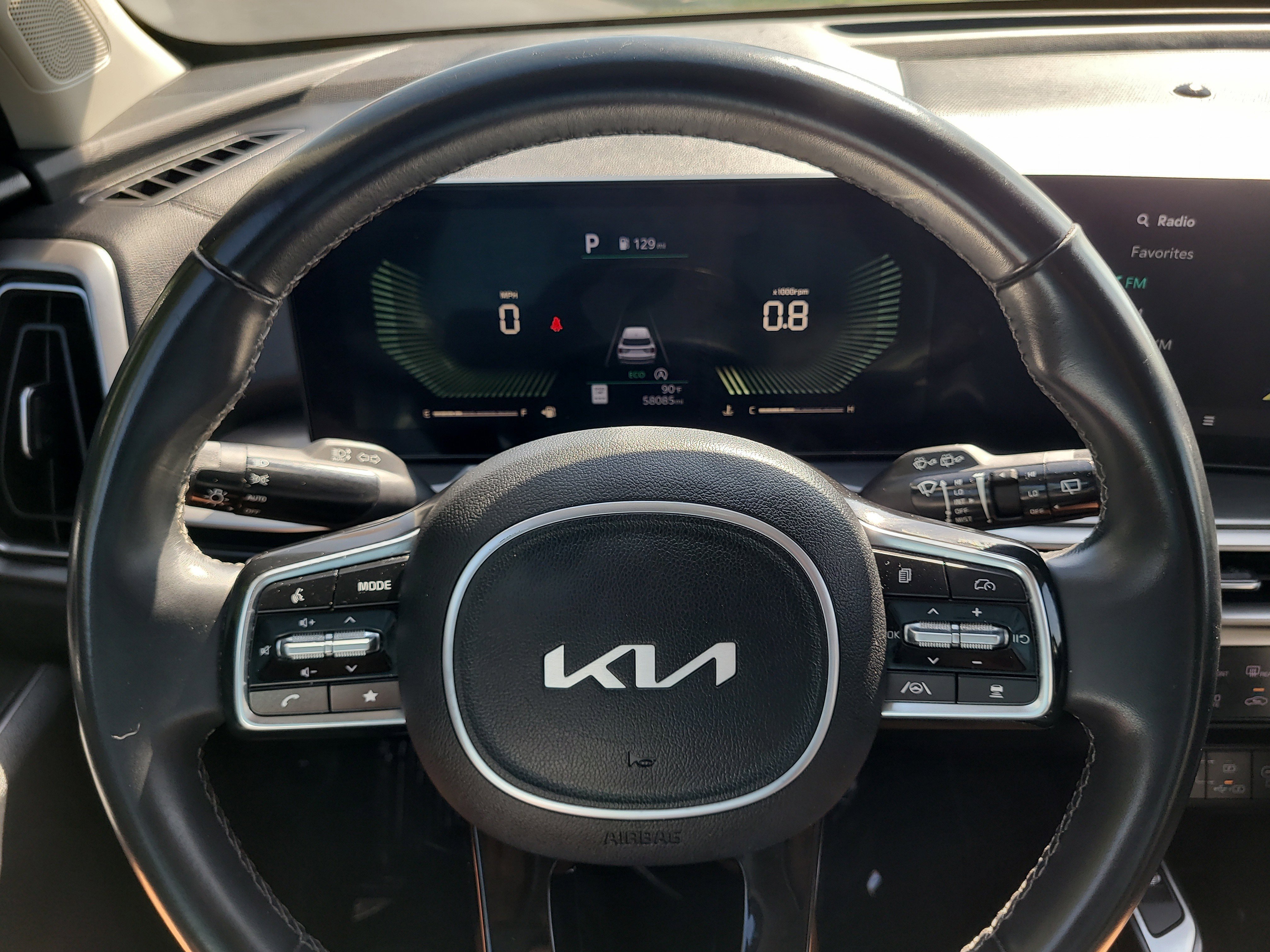 Used 2024 Kia Sorento S FWD image 31