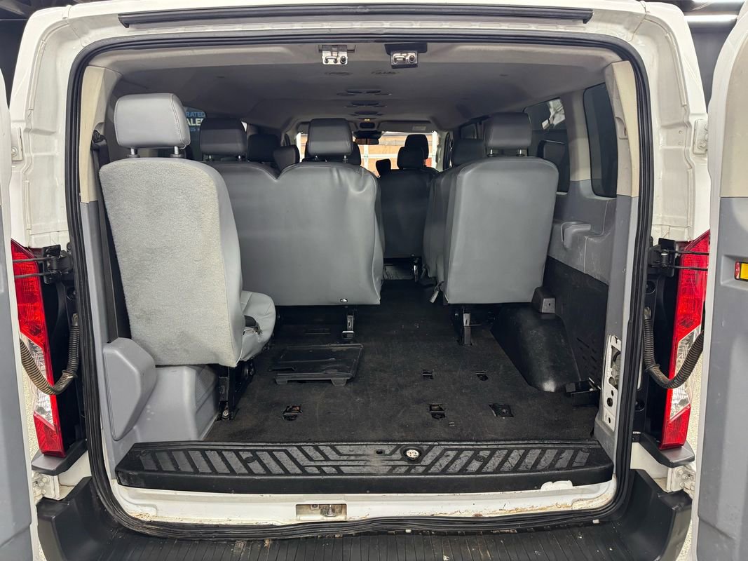 Used 2017 Ford Transit 350 XL RWD image 5
