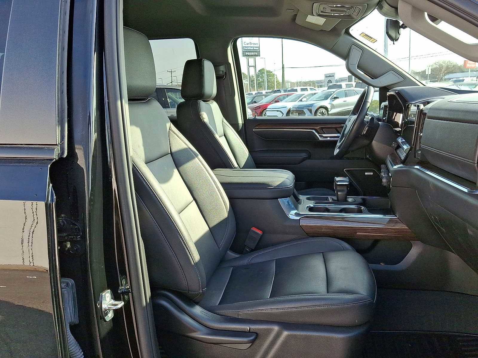 Used 2024 Chevrolet Silverado 1500 RST w/ Convenience Package II image 33