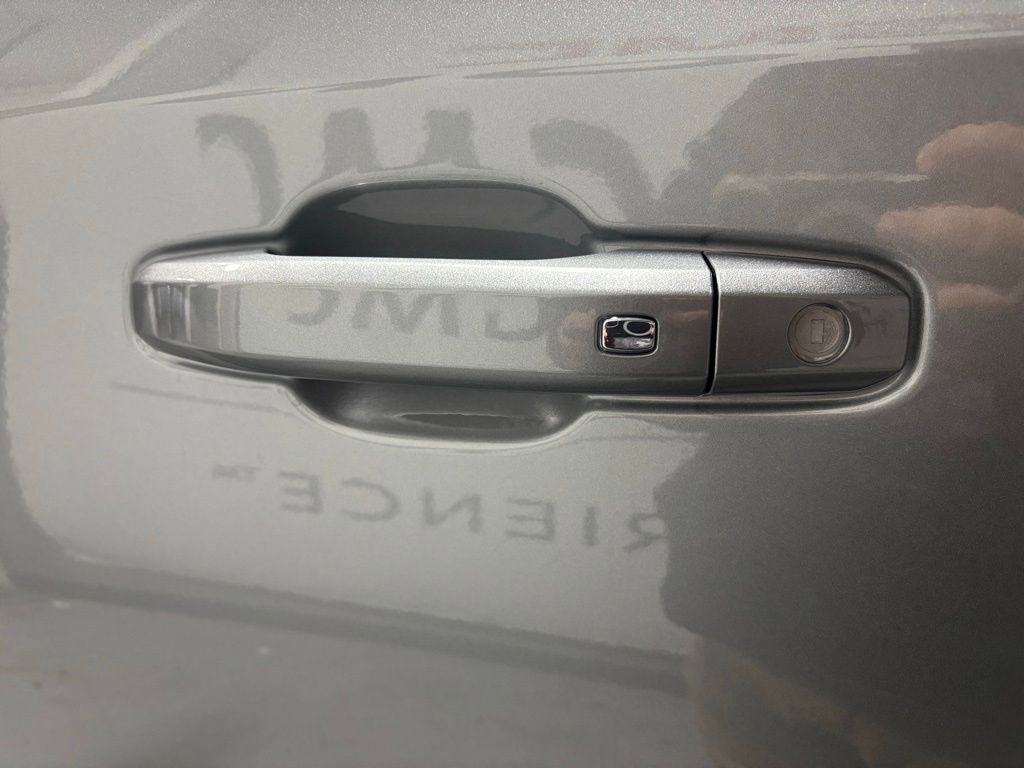 New 2026 GMC Sierra 1500 SLE w/ Preferred Package AWD/4WD image 10