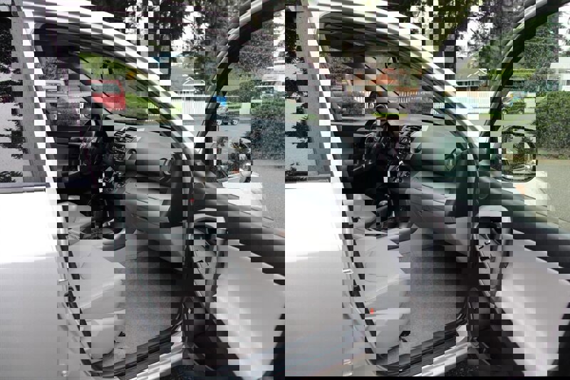 Used 2007 Toyota RAV4 Limited image 14