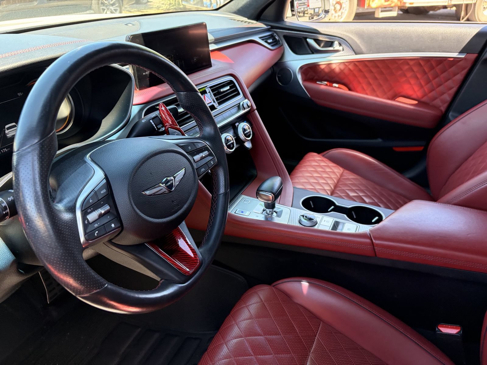 Used 2022 Genesis G70 3.3T Launch Edition RWD image 16