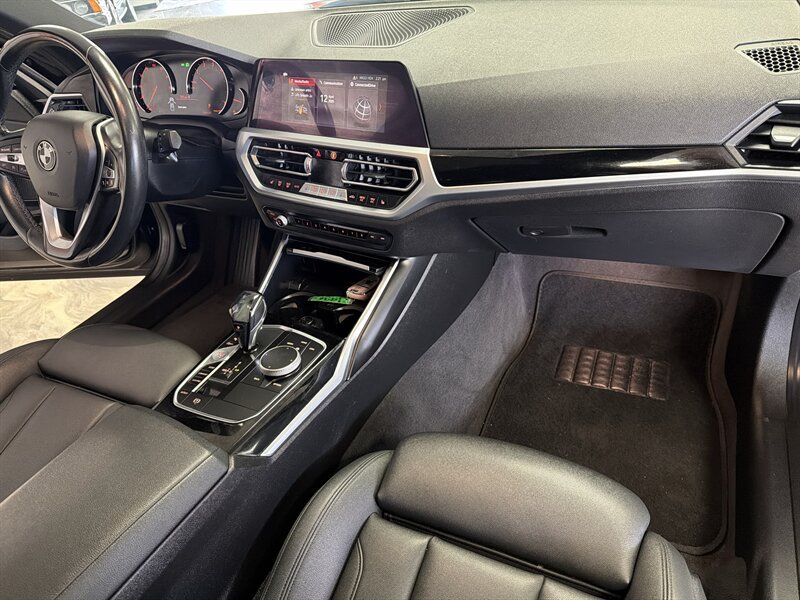 Used 2019 BMW 330i Sedan w/ Convenience Package RWD image 39