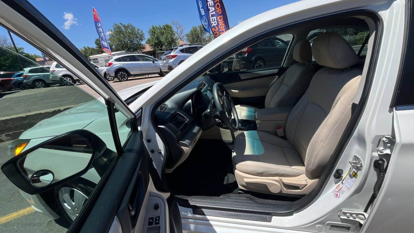 Used 2017 Subaru Legacy 2.5i AWD/4WD image 17