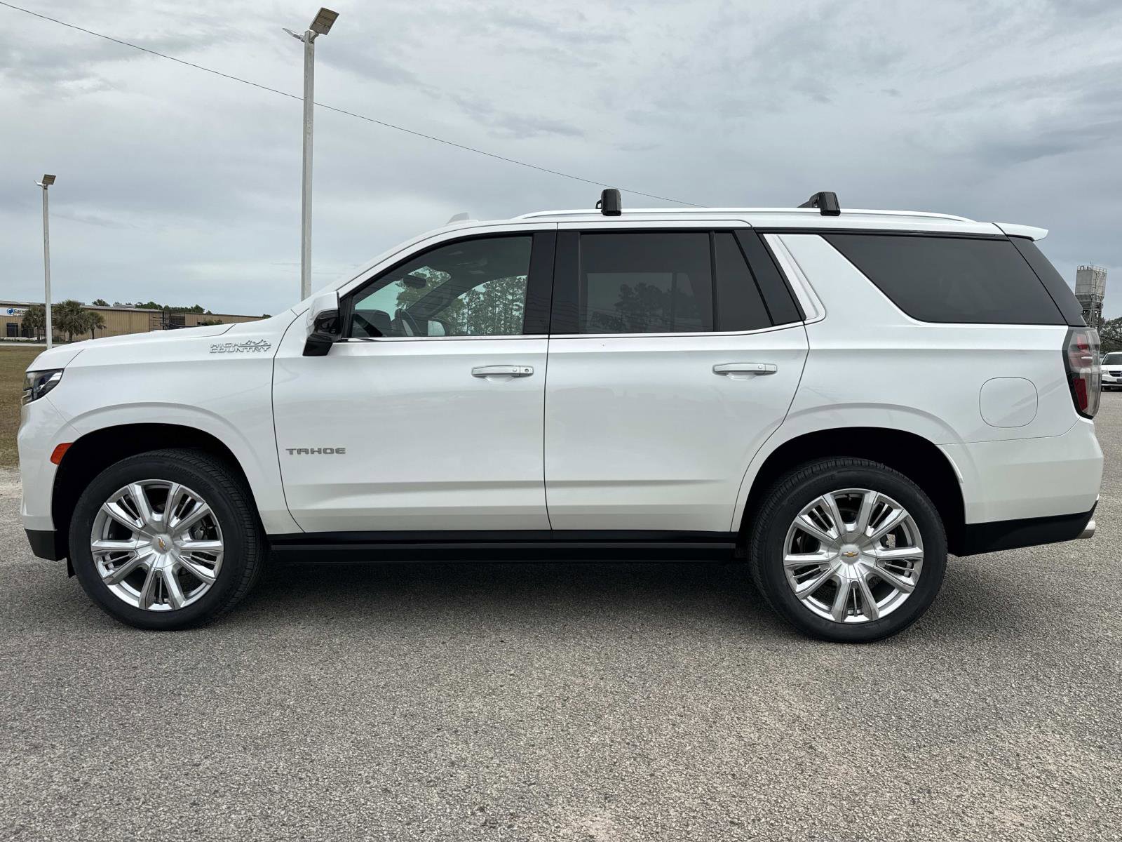 Used 2022 Chevrolet Tahoe High Country AWD/4WD image 7