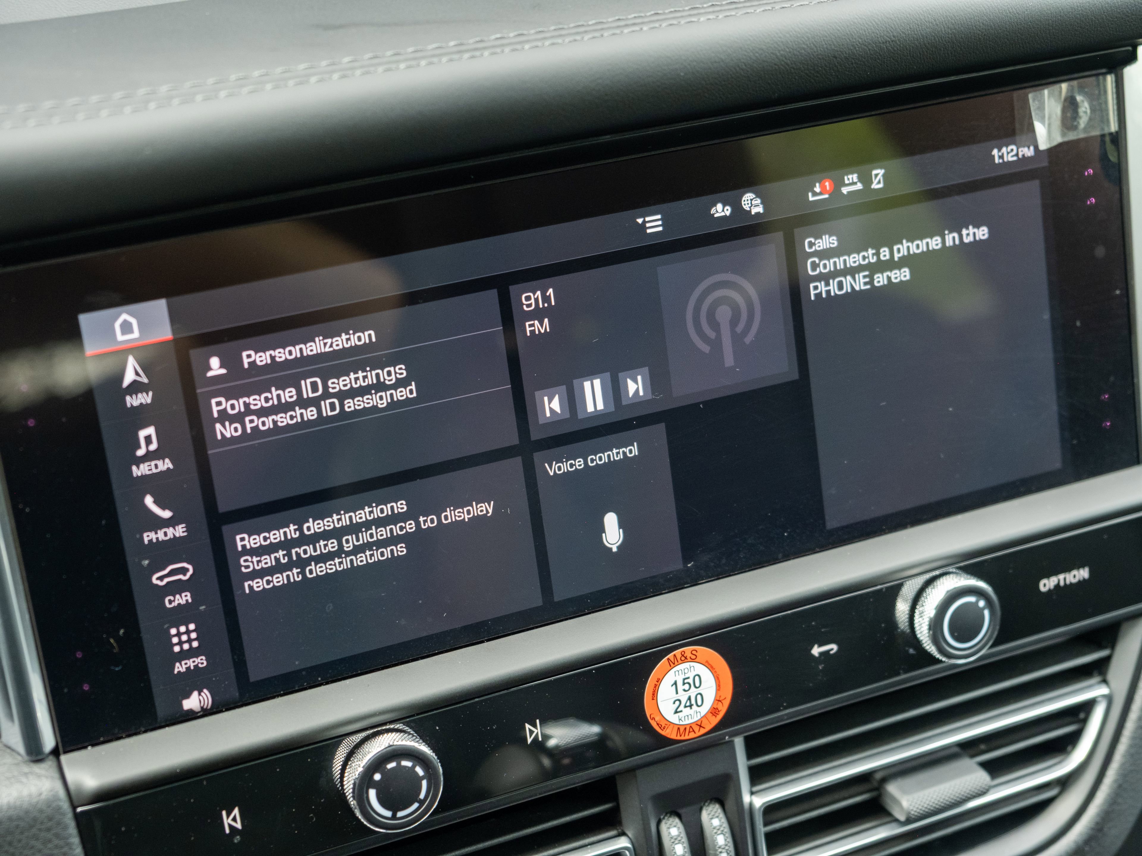 Certified 2026 Porsche Macan AWD/4WD image 21