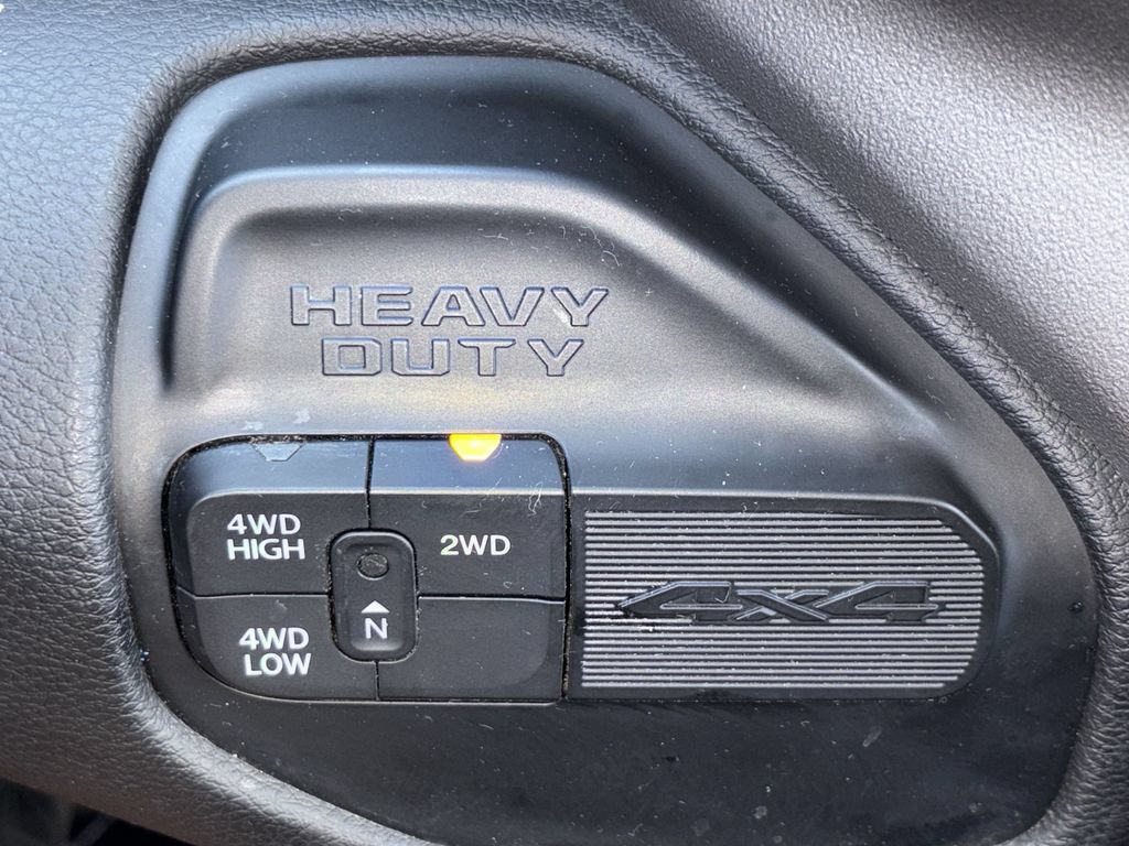 Used 2024 RAM 2500 Big Horn AWD/4WD image 7
