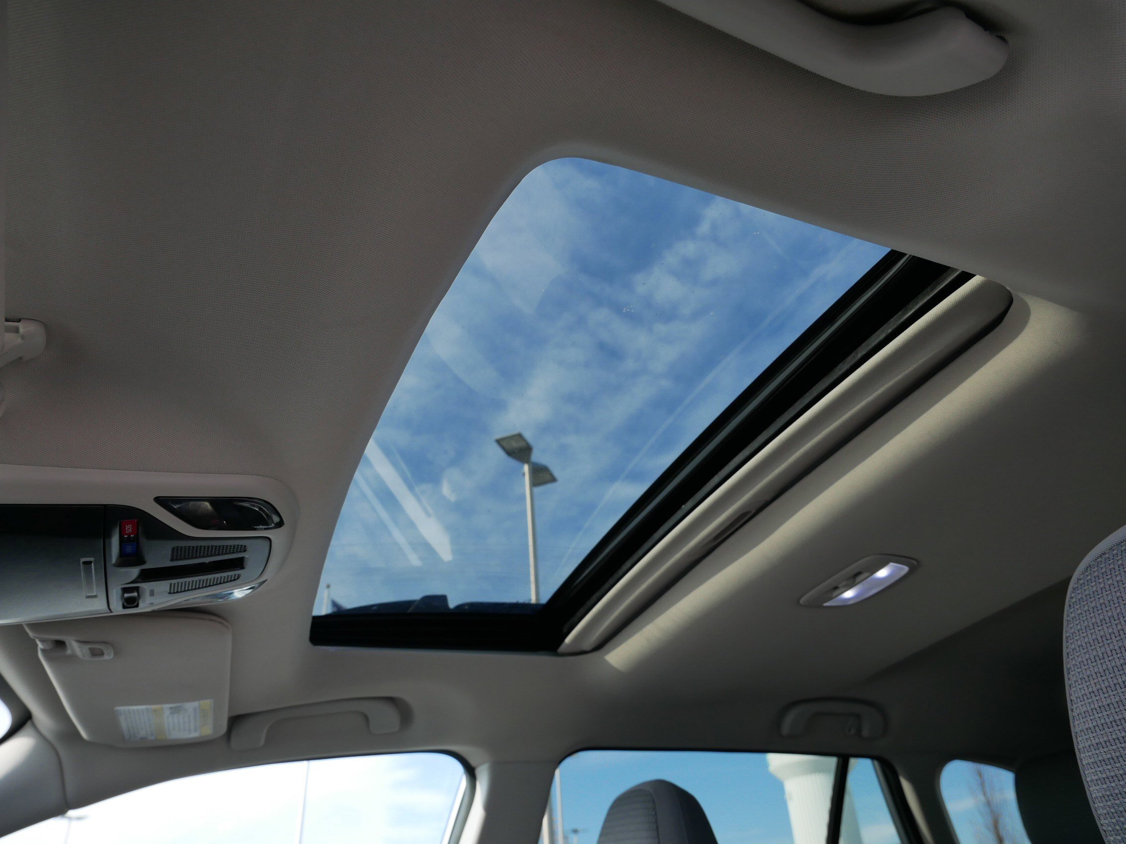 Used 2025 Subaru Outback Premium image 33