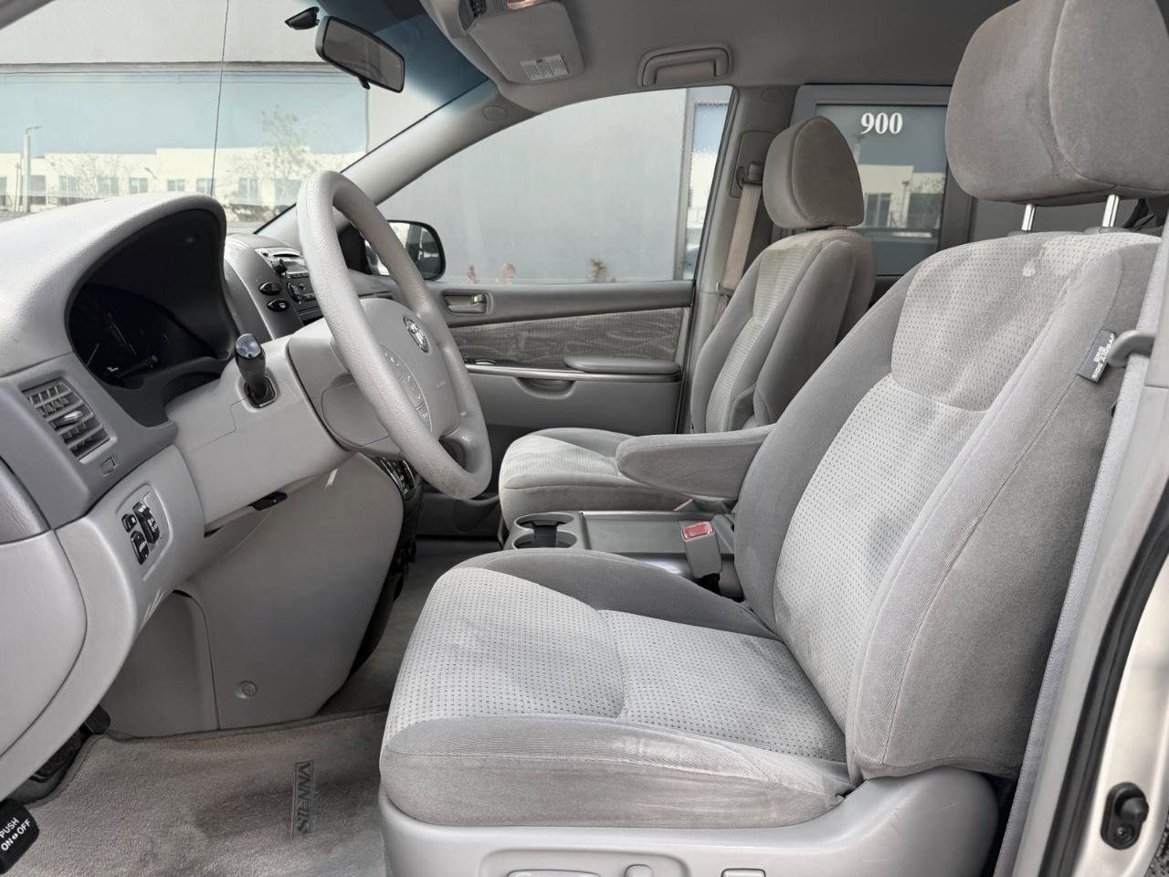 Used 2009 Toyota Sienna LE image 16