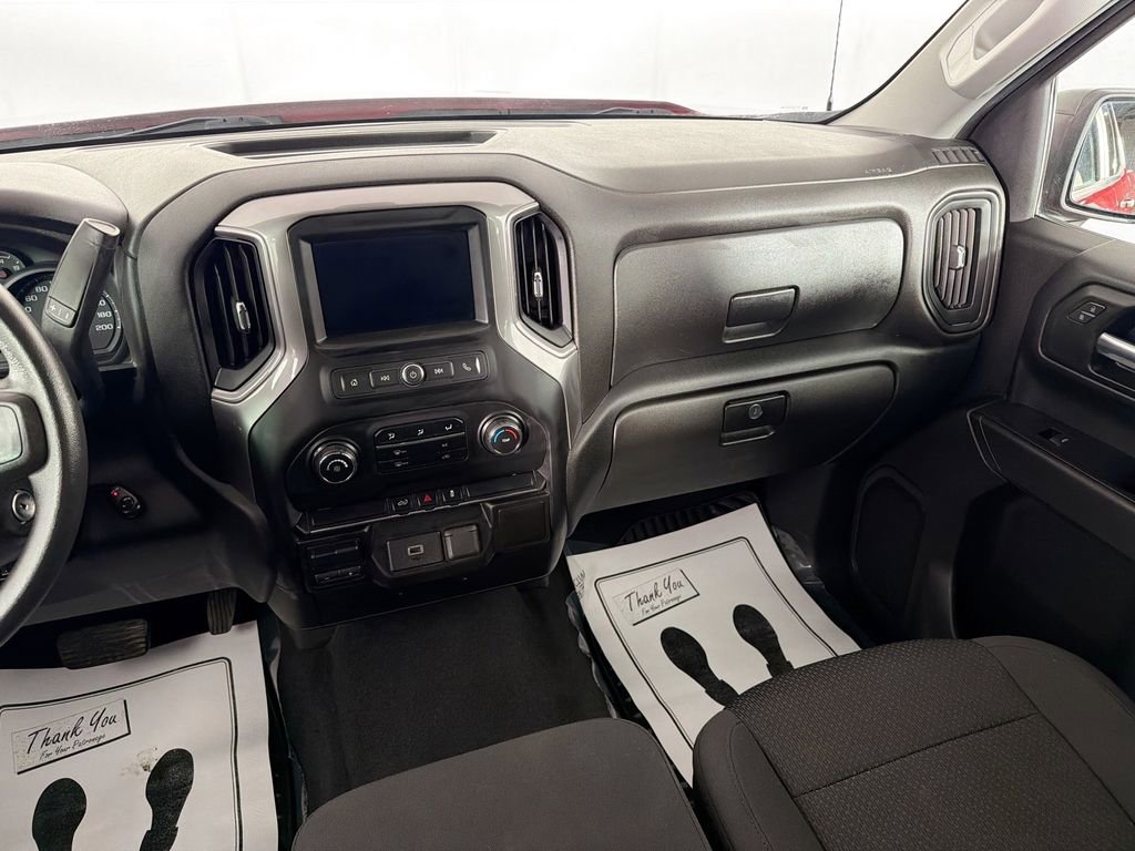 Used 2020 Chevrolet Silverado 1500 Custom w/ Custom Convenience Package AWD/4WD image 22