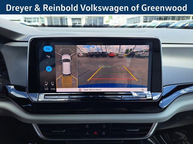 New 2025 Volkswagen Atlas Cross Sport SEL Premium R-Line image 32