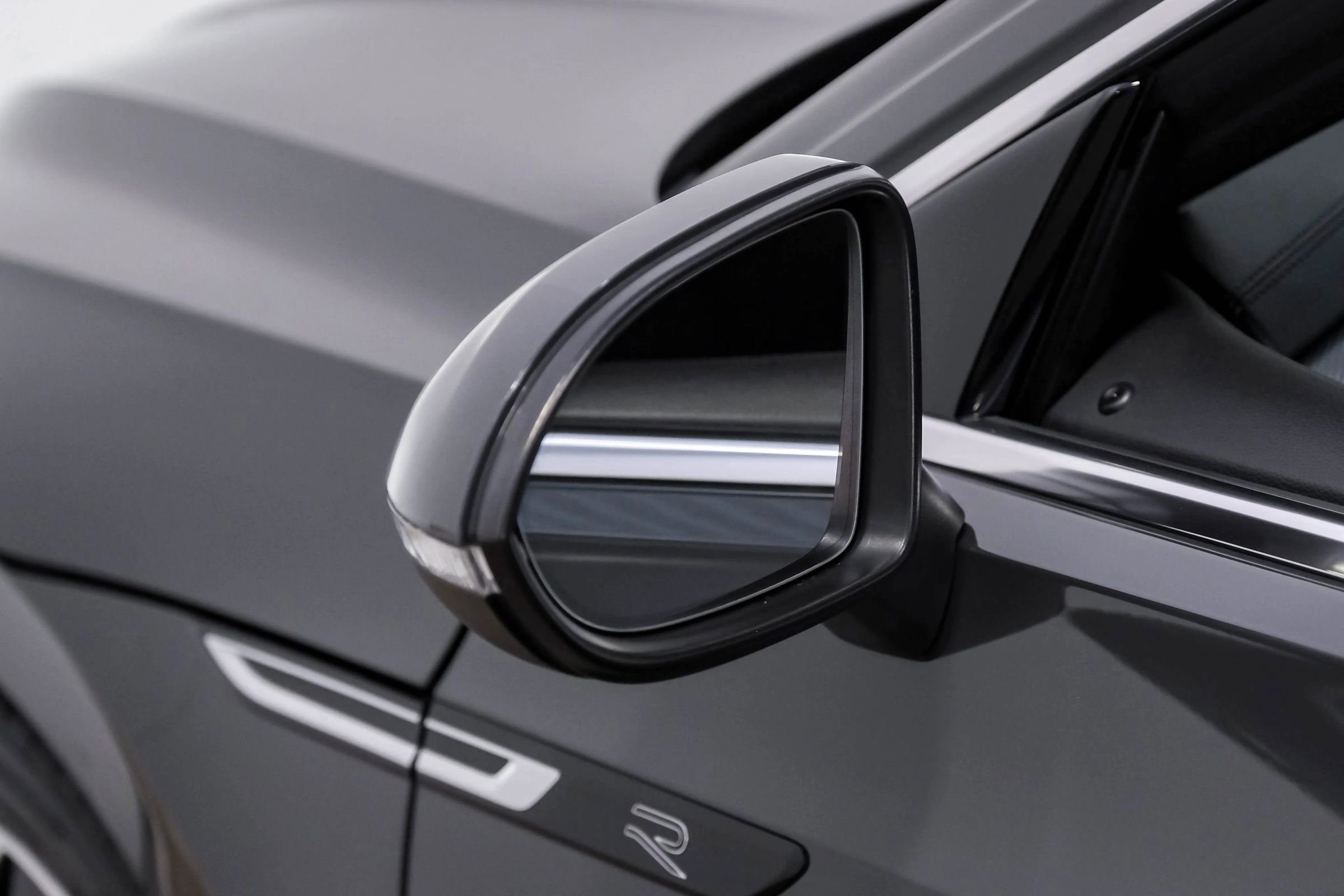 Used 2021 Volkswagen Arteon SEL image 37