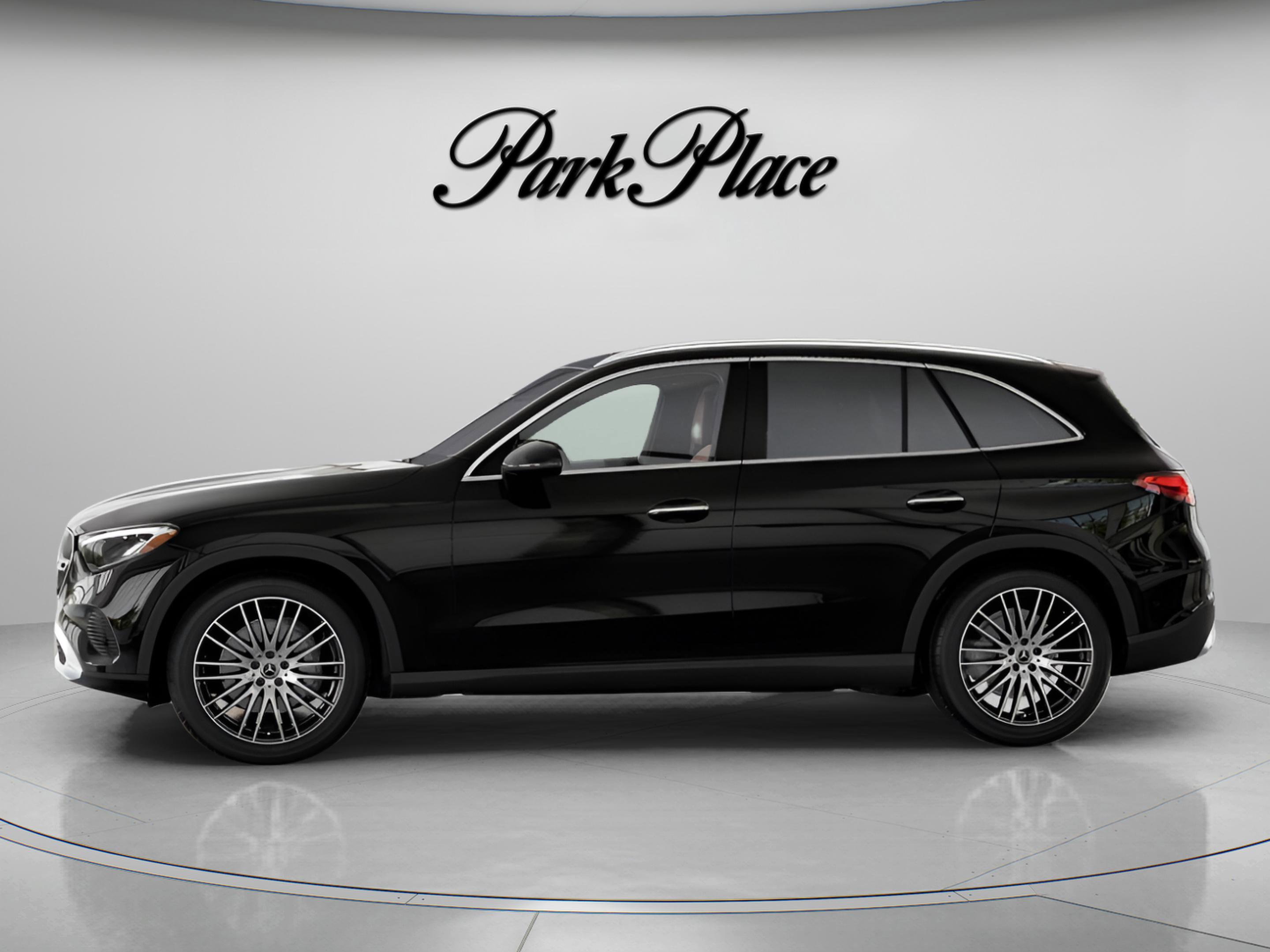 Used 2023 Mercedes-Benz GLC 300 image 6